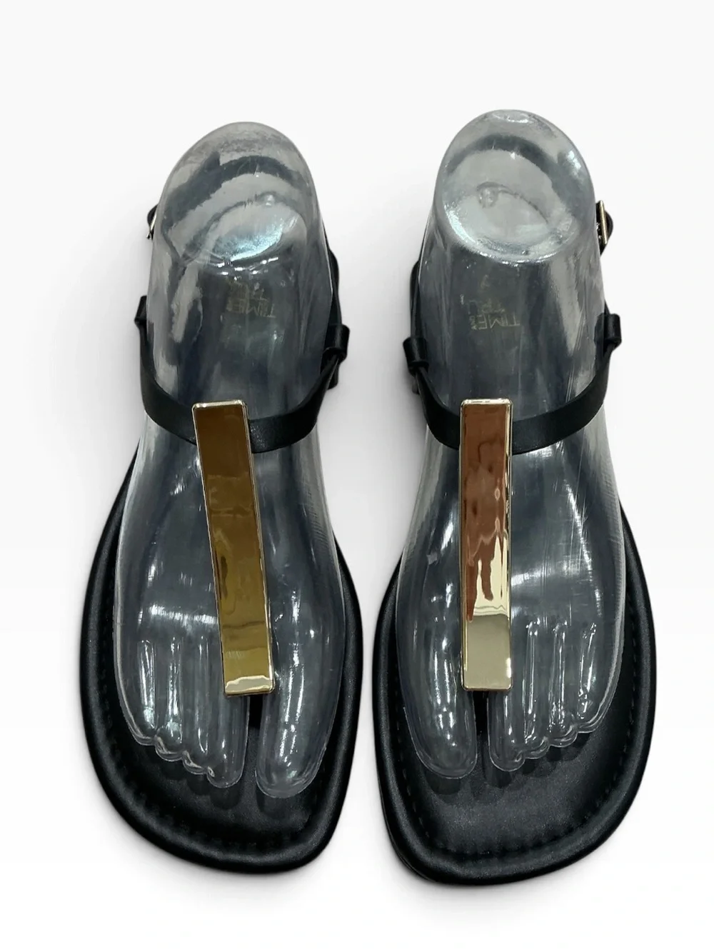 Time and Tru Women’s T-Strap Thong Sandals Black Gold Hardware Size 7